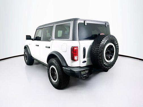Oxford White 2024 Ford Bronco Black Diamond