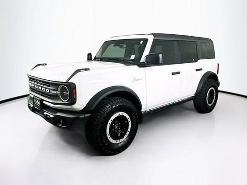 Oxford White 2024 Ford Bronco Black Diamond