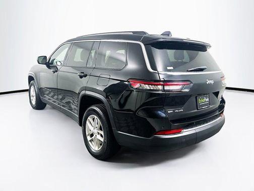 2022 Jeep Grand Cherokee L Laredo