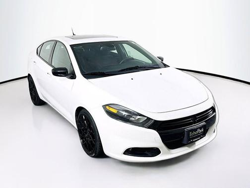 Bright White Clearcoat 2015 Dodge Dart SXT