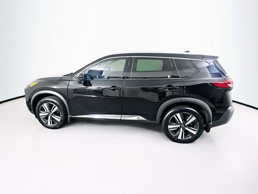 Super Black 2023 Nissan Rogue SL