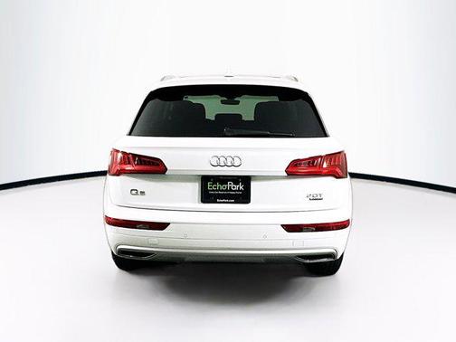 2018 Audi Q5 2.0T Prestige