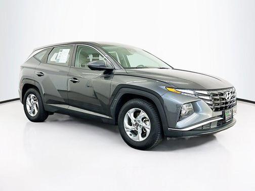 2022 Hyundai TUCSON SE
