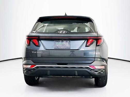 2022 Hyundai TUCSON SE