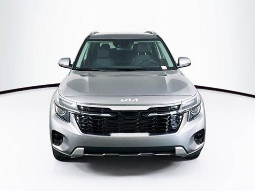 Steel Gray 2025 Kia Seltos S