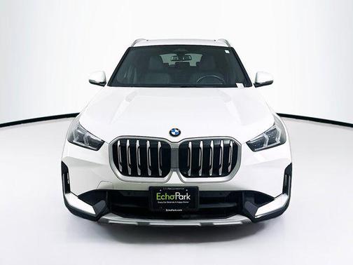 Alpine White 2025 BMW X1 xDrive28i