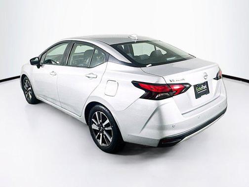 2021 Nissan Versa 1.6 SV
