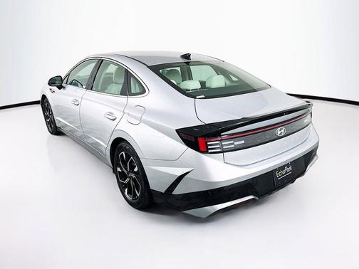 Aero Silver 2025 Hyundai SONATA SEL