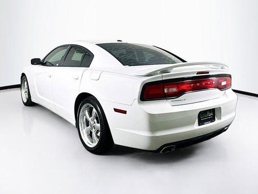 2013 Dodge Charger SXT