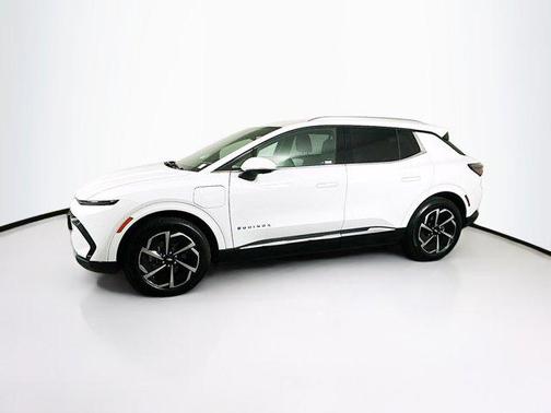Summit White 2025 Chevrolet Equinox EV LT
