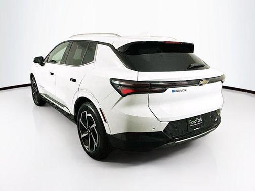 Summit White 2025 Chevrolet Equinox EV LT