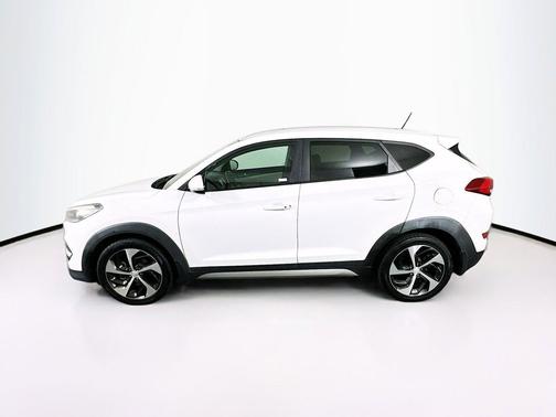 Winter White 2017 Hyundai TUCSON Sport