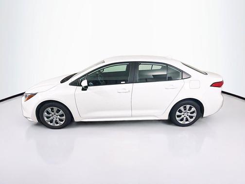 Ice Cap 2024 Toyota Corolla LE