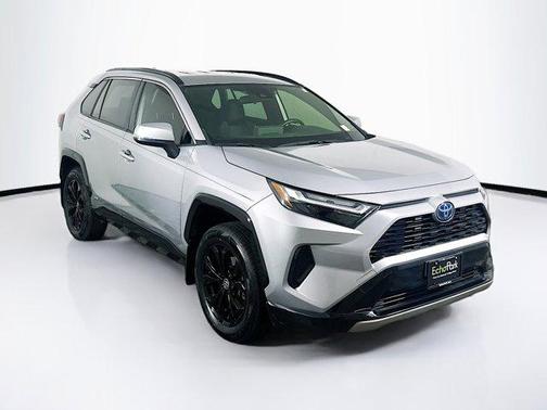 2023 Toyota RAV4 Hybrid SE