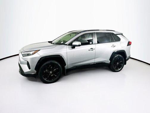 2023 Toyota RAV4 Hybrid SE