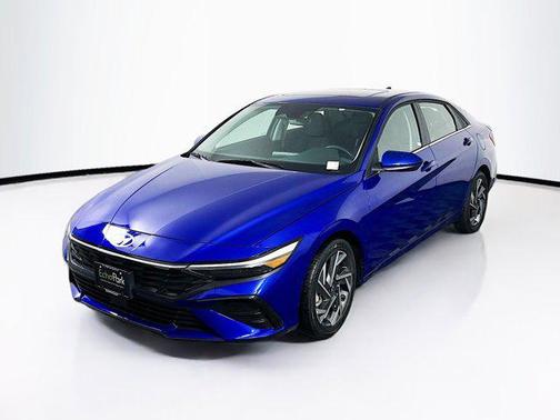 2025 Hyundai ELANTRA SEL