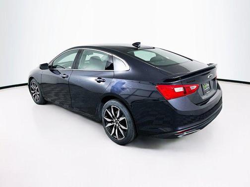 2022 Chevrolet Malibu FWD RS