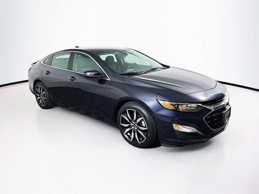 2022 Chevrolet Malibu FWD RS