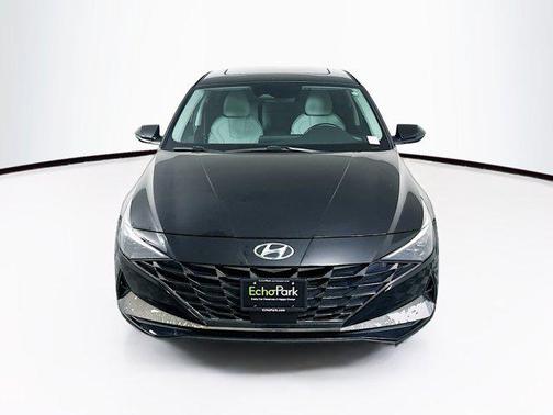 2021 Hyundai ELANTRA Limited