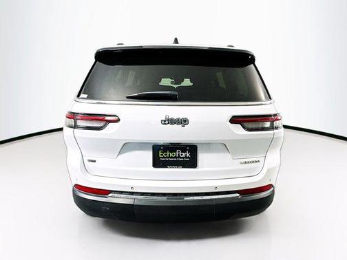 2021 Jeep Grand Cherokee L Laredo