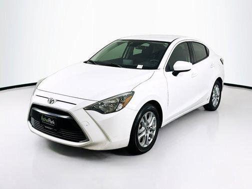 2017 Toyota Yaris iA Base