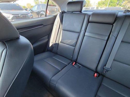 Eminent White Pearl 2016 Lexus ES 350 Base