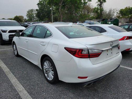 2016 Lexus ES 350 Base