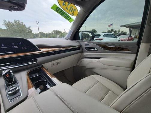 2024 Cadillac Escalade ESV Sport Platinum