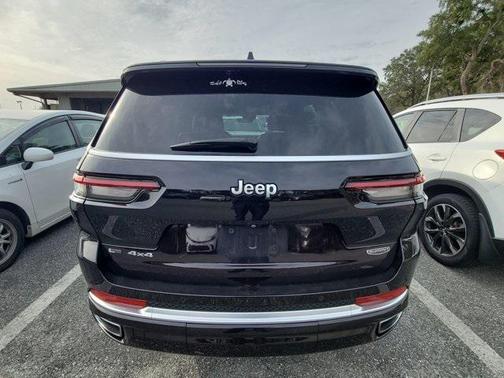 2023 Jeep Grand Cherokee L Summit