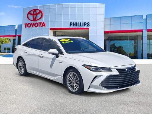2019 Toyota Avalon Hybrid Limited
