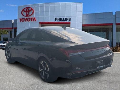 2023 Hyundai ELANTRA HEV Limited