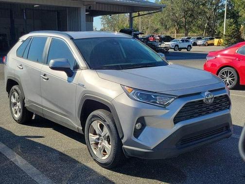2021 Toyota RAV4 Hybrid XLE