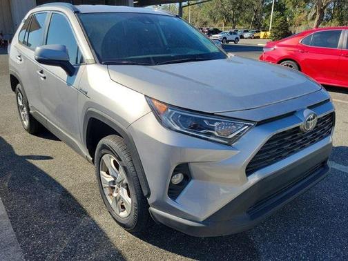 2021 Toyota RAV4 Hybrid XLE
