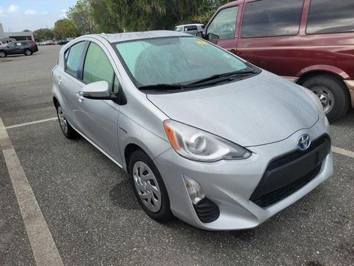 2016 Toyota Prius c One
