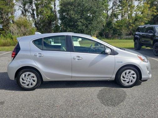 2016 Toyota Prius c One