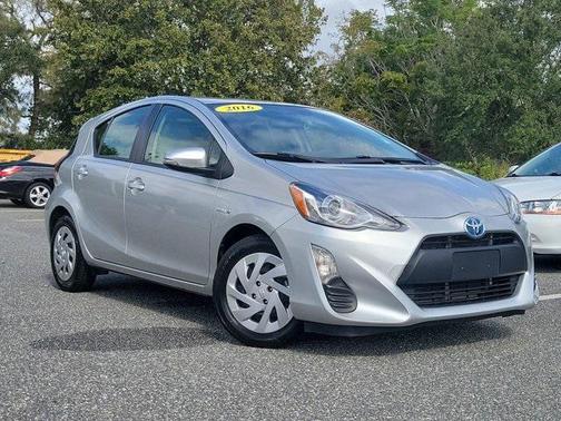 2016 Toyota Prius c One