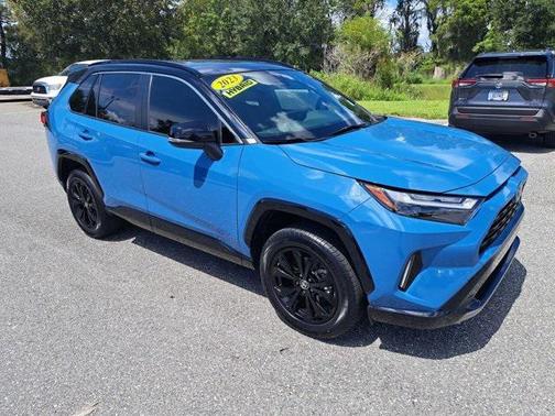 2023 Toyota RAV4 Hybrid SE
