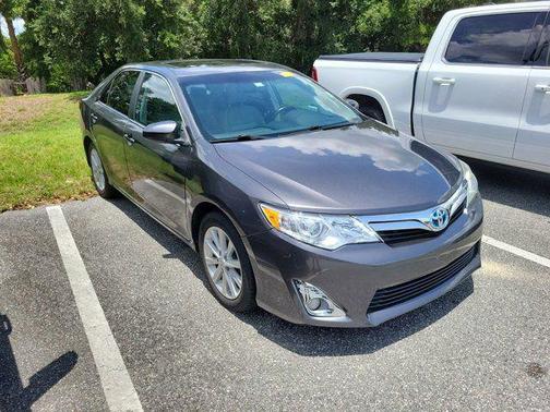 Magnetic Gray Metallic 2013 Toyota Camry Hybrid XLE
