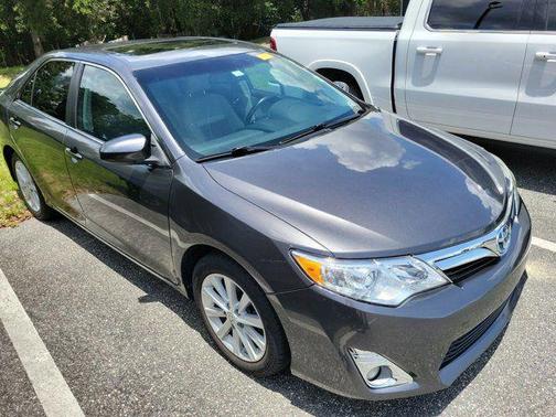 Magnetic Gray Metallic 2013 Toyota Camry Hybrid XLE