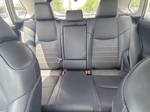 Blizzard Pearl 2020 Toyota RAV4 Hybrid Limited