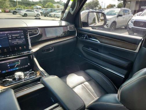 2022 Jeep Grand Wagoneer Series II 4x4