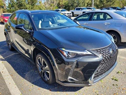 2023 Lexus UX 250h Base