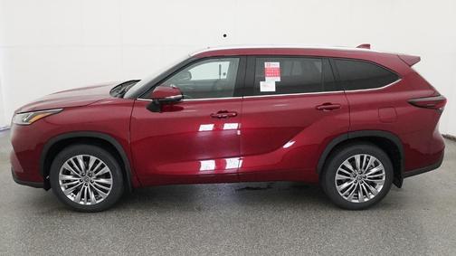Ruby Flare Pearl 2026 Toyota Highlander Platinum