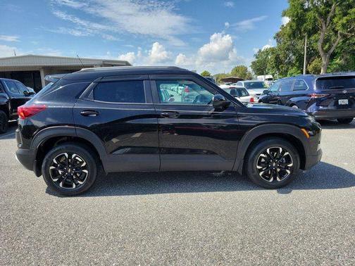 Mosaic Black Metallic 2023 Chevrolet Trailblazer LT