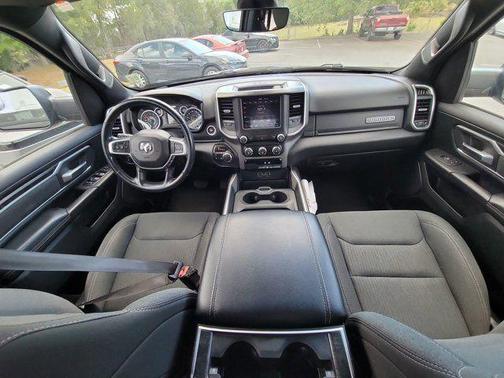 Diamond Black Crystal Pearlcoat 2020 RAM 1500 Big Horn/Lone Star