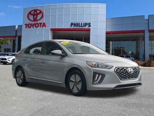 2021 Hyundai IONIQ Hybrid SE