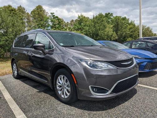 2018 Chrysler Pacifica Touring-L Plus