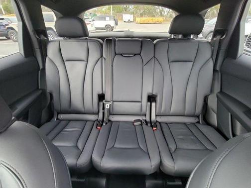 2021 Audi Q7 45 Premium