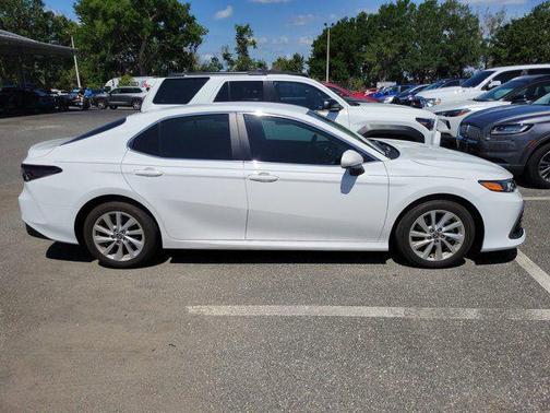 Ice Cap 2023 Toyota Camry LE