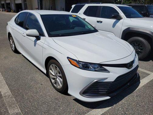 Ice Cap 2023 Toyota Camry LE